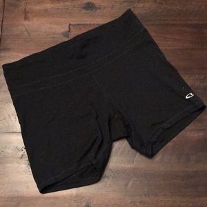 Black high waisted yoga shorts.